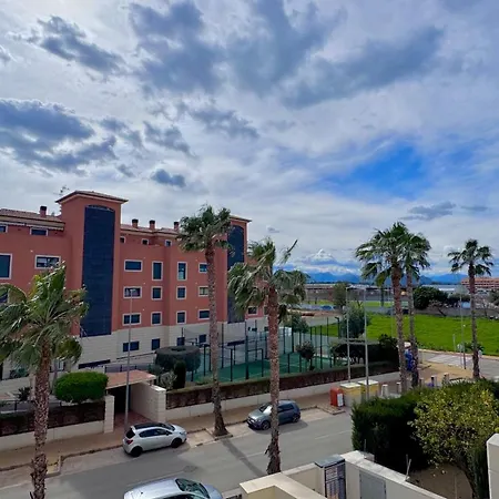 Elegance - Vacaciones Y Bienestar * Дения